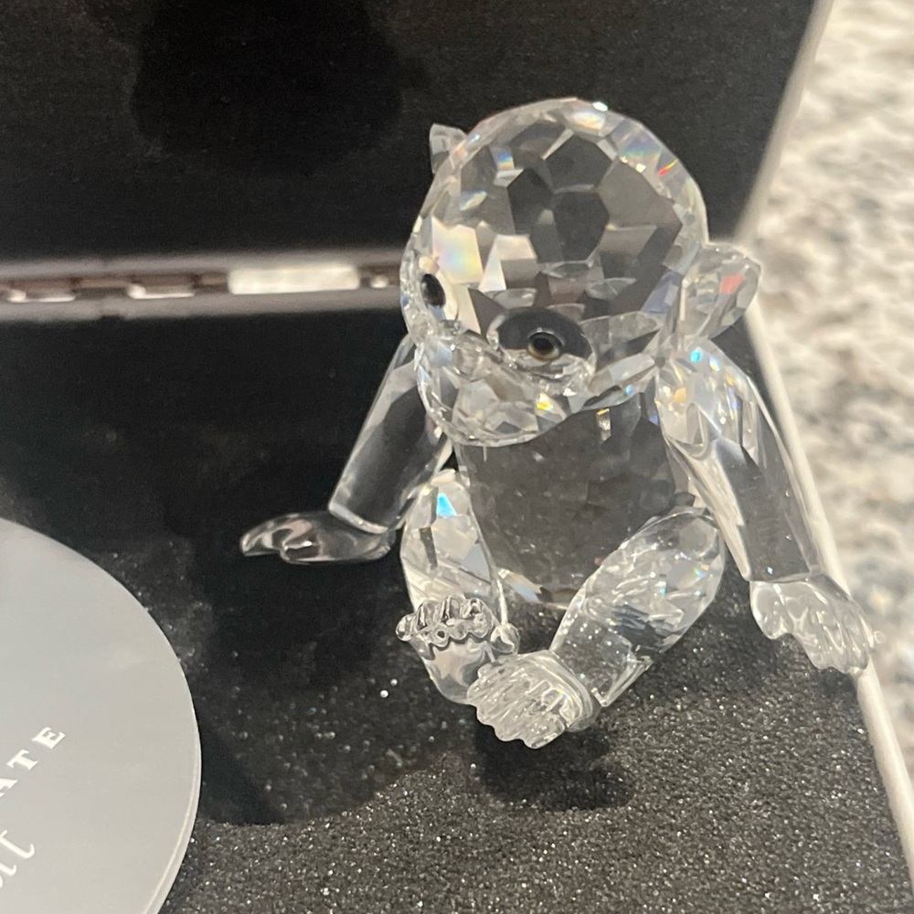 SWAROVSKI CRYSTAL 7618 NR 000 001 CHIMPANZEE Monkey Figurine w/ Original Box